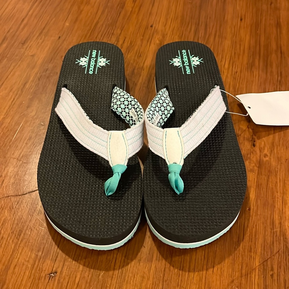 New Balance Madaket Thong Flip Flops Sandals new black green Women’s Size 7 - Picture 6 of 11